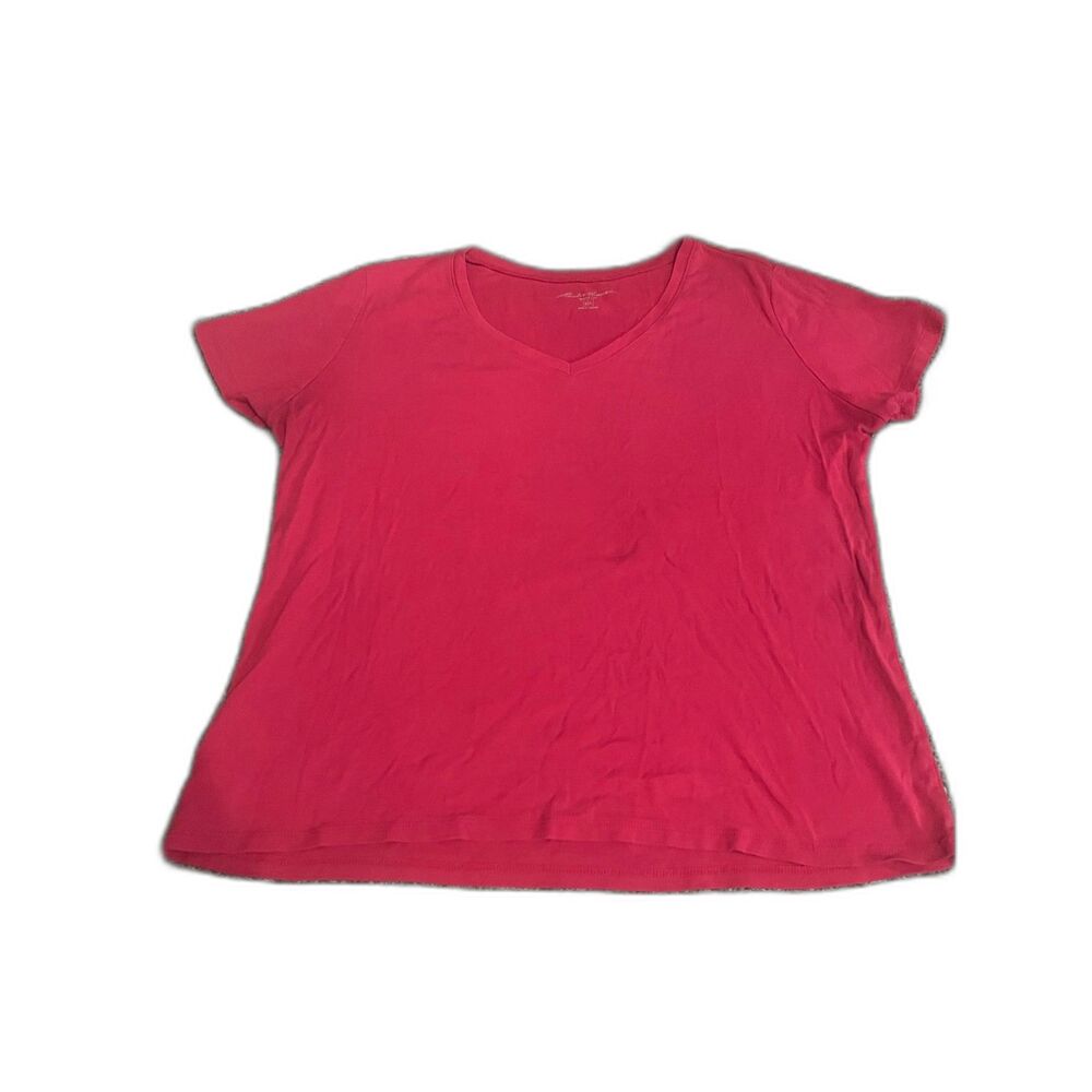 Eddie Bauer magenta or fuchsia pink Favorite V-Neck short sleeve T-Shirt XXL